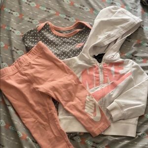 Nike outfit 12 months